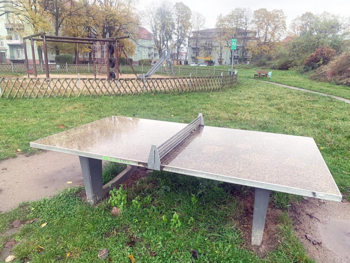 Ruhig - Privatparkplatz - Barrierearm Quiet - Private Car Park - Low Barrier Magdeburg Eksteriør bilde